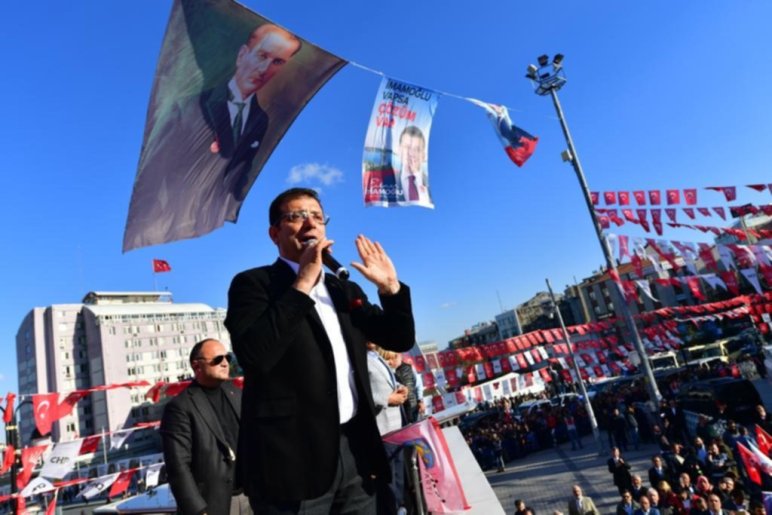 İmamoğlu: ”İstanbul İttikafı”  meydanlarda kurulmaya başladı…