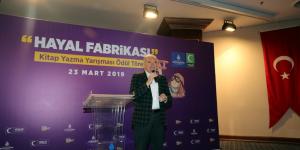 MEVLÜT UYSAL HAYAL FABRİKASI’NDA DERECEYE GİRENLERİ ÖDÜLLENDİRDİ