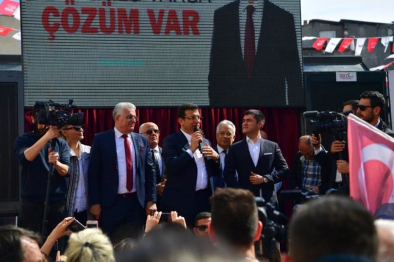 İmamoğlu: Kimin parasını kime harcıyorsun, kardeşim!