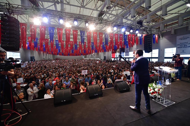 BAŞKAN İMAMOĞLU “İSTANBUL GÖNÜLLÜLERİ” İLE BİR ARAYA GELDİ