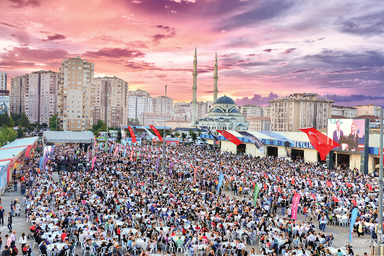 BEYLİKDÜZÜ BELEDİYESİ KADİR GECESİ’NDE 15 BİN VATANDAŞI AĞIRLAYACAK