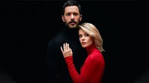 Kuzgun sezon finali izle (Kuzgun 16. son bölüm izle) Dila iki ateş arasında!  Kuzgun İzle