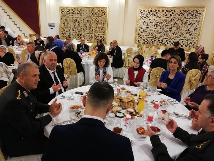 Başkan Mesut Üner ilk iftarını Şehit ve Gazi Ailelerimizle yaptı…