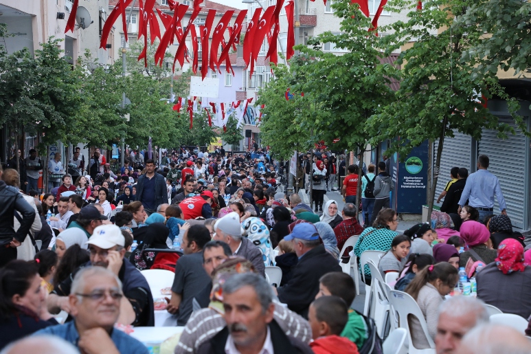 Binlerce Tepecikli iftar sofrasında buluştu