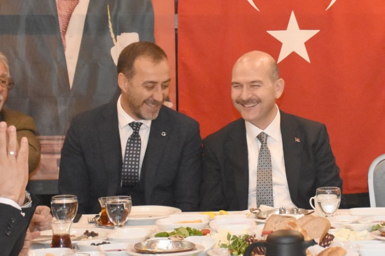 BAŞKAN YILMAZ, BAKAN SOYLU İLE BİRLİKTE SAHUR YAPTI