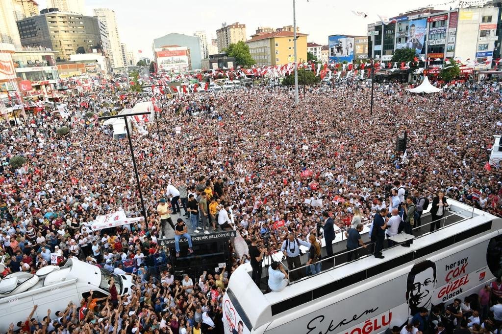 İmamoğlu: Ben, ‘Adalet’ diyorum, onlar, ‘Pontus’ diyor! Allah, bir avuç insana akıl versin!