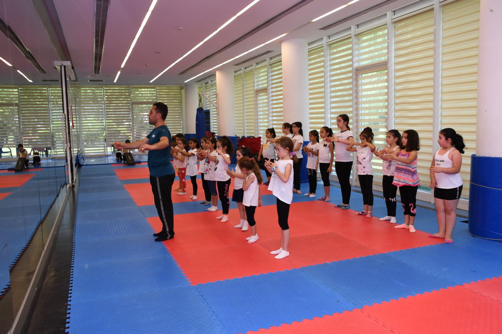 Esenyurt’un minik balerinleri
