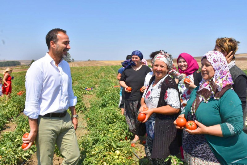 BAŞKAN YILMAZ: “DOMATESİMİZİ TATMAYA BEKLİYORUZ”