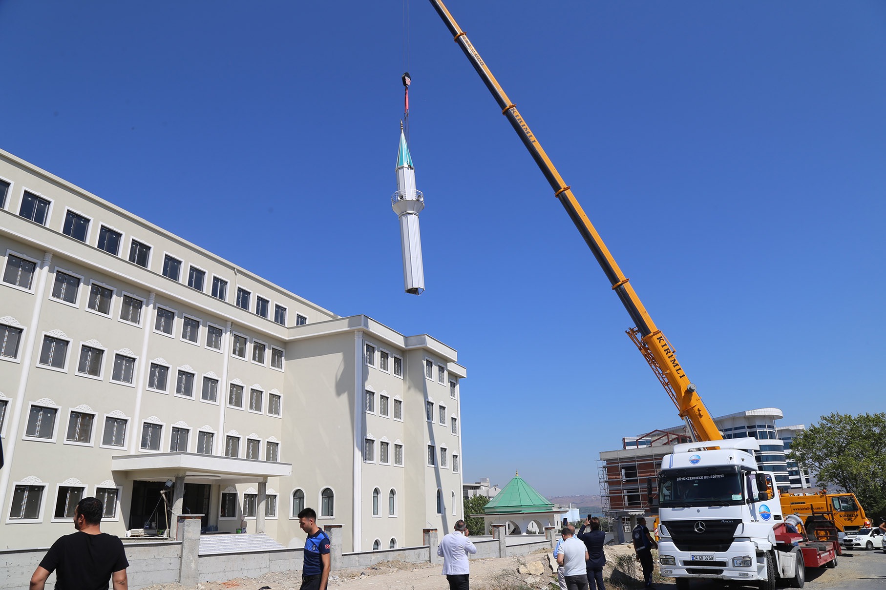 O Minare Kaldırıldı…!