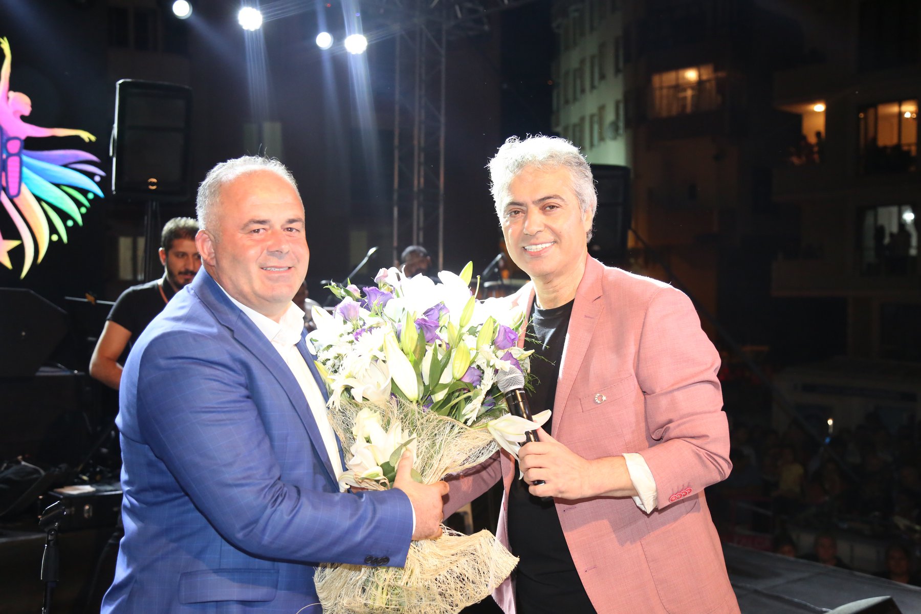 Cengiz Kurtoğlu’ndan Çatalca’da Muhteşem Konser