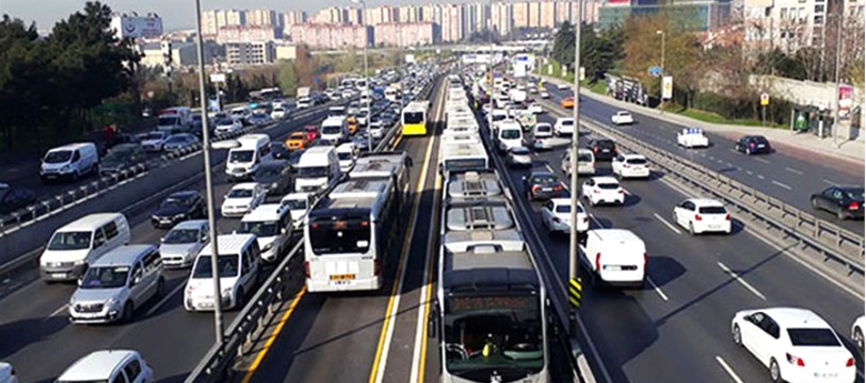 METROBÜS KAZALARINI ÖNLEMEK İÇİN ARAÇLARA “ERKEN UYARI SİSTEMİ” TAKILACAK