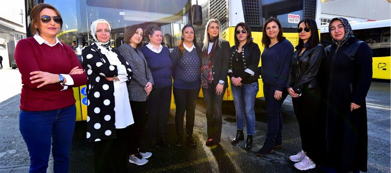 DİLEK İMAMOĞLU’NDAN KADIN ŞOFÖRLERE DESTEK