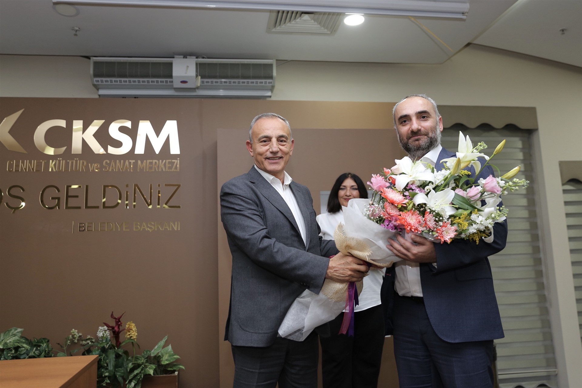 İSMAİL SAYMAZ TARİKATLARIN İÇ YÜZÜNÜ KÜÇÜKCEKMECELİLERE ANLATTI