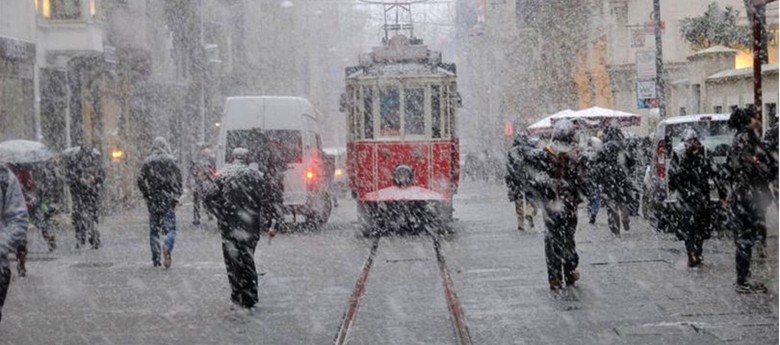 İSTANBUL 3 GÜN KAR VE FIRTINANIN ETKİSİNDE KALACAK