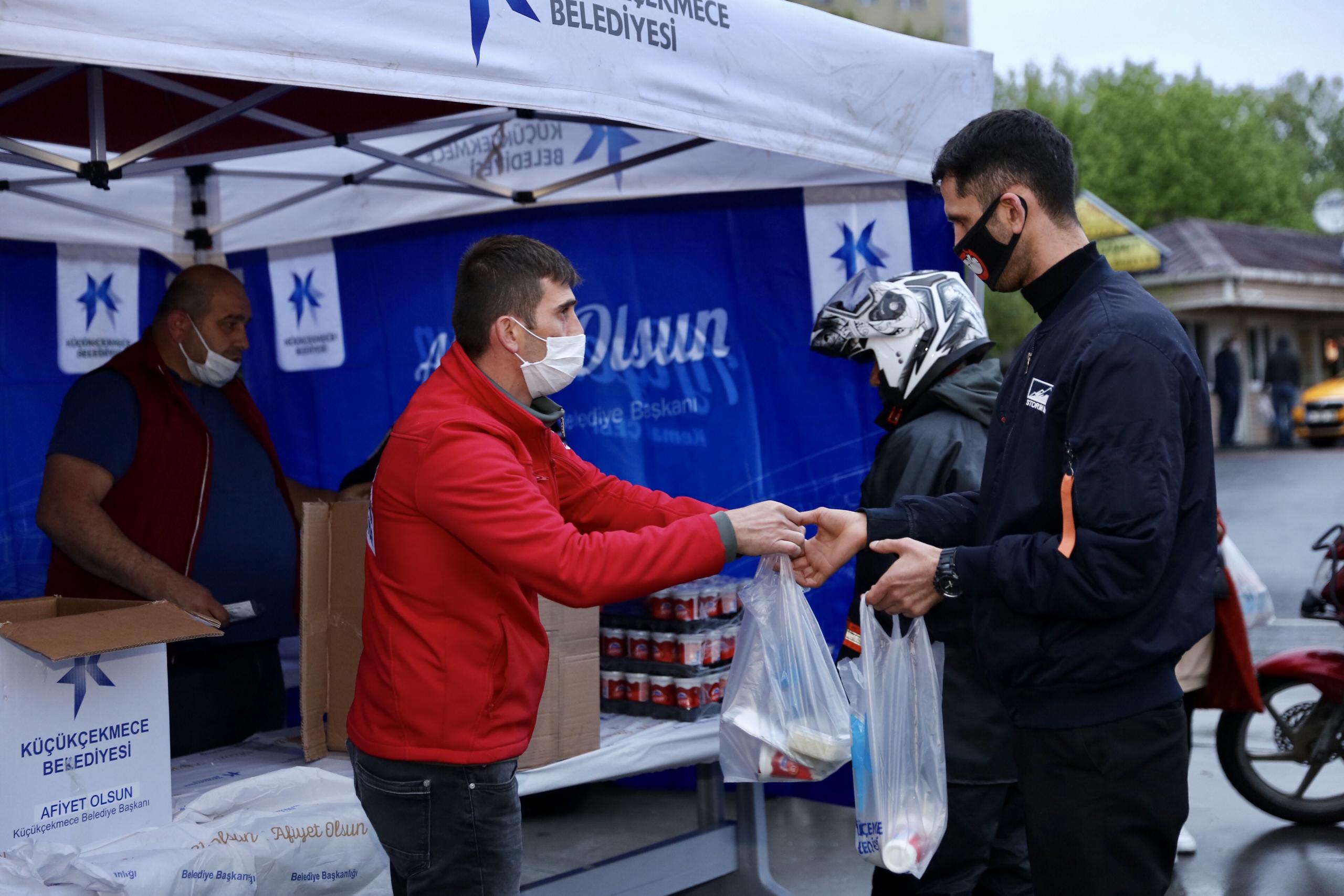 KÜÇÜKÇEKMECE, RAMAZAN AYINI DOLU DOLU YAŞADI