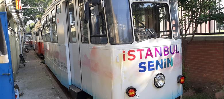 YENİLENEN MODA TRAMVAYI İSTANBULLULARLA BULUŞUYOR