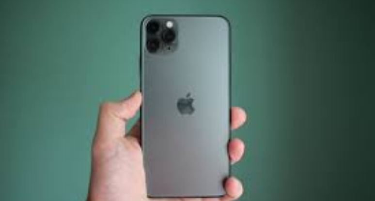 Apple iPhone’lara zam yaptı