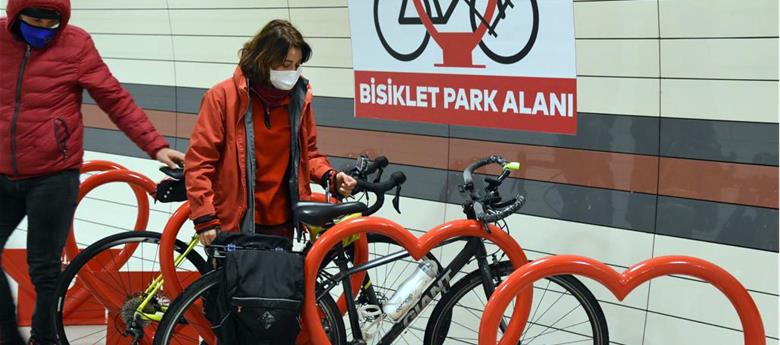 ÇEVRECİ İSTANBUL METROSU’NA “BİSİKLET PARKLARI”