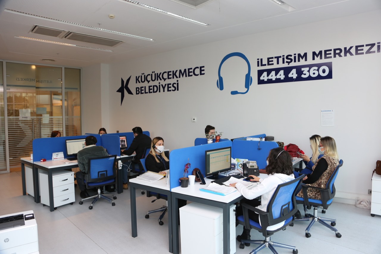 KÜÇÜKÇEKMECE BELEDİYESİ İLETİŞİM MERKEZİ, 365 GÜNDE 313 BİN ÇAĞRIYA KULAK VERDİ