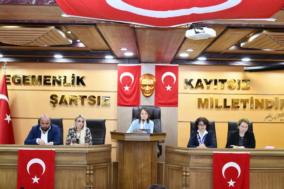 ÇATALCA BELEDİYESİ MAYIS 2022 MECLİS TOPLANTISININ BİRİNCİ BİRLEŞİMİNİ GERÇEKLEŞTİRDİ