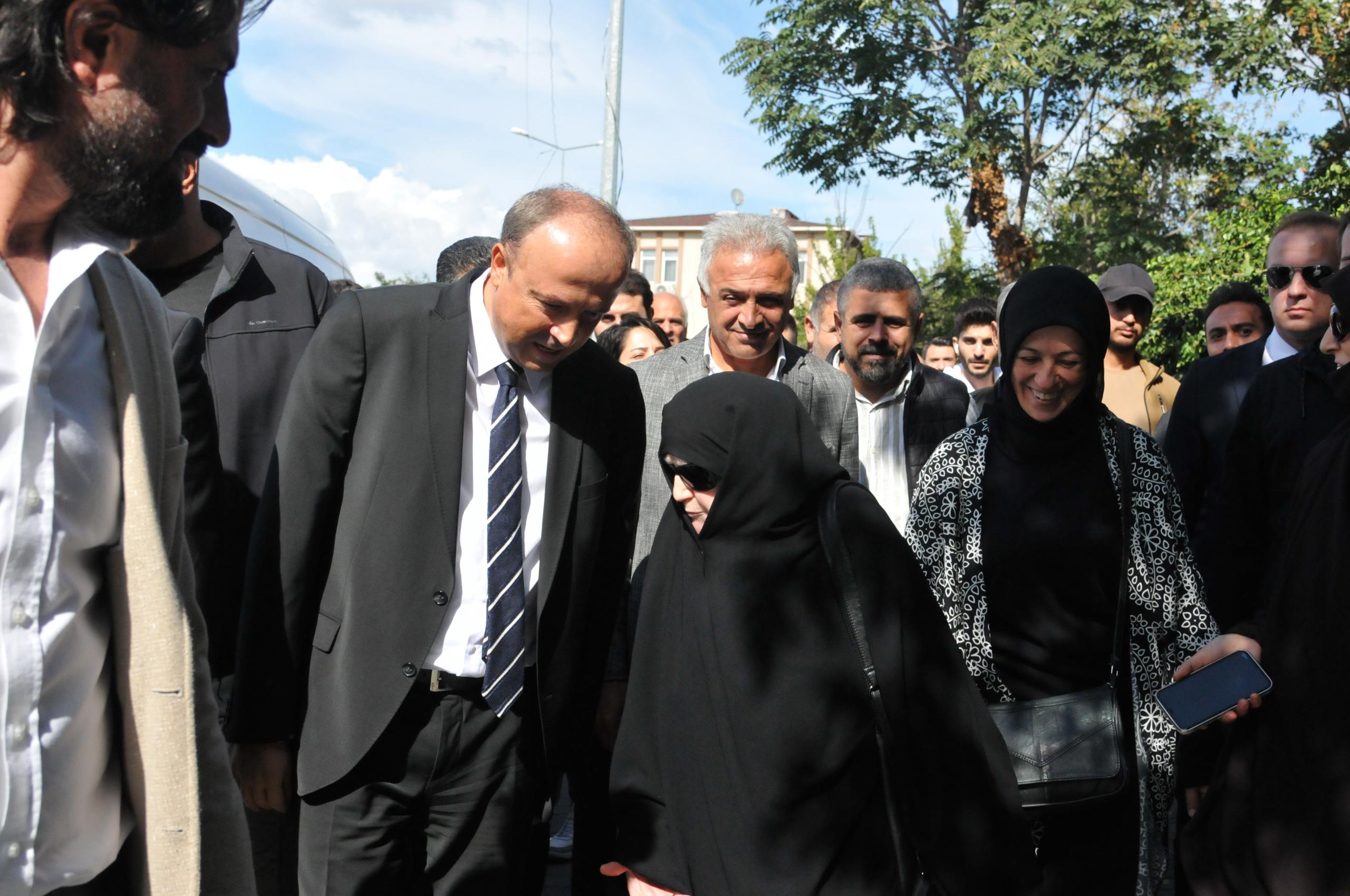 HANÇERLİ: İDDİALAR ASILSIZDIR. BİZ CAMİİYİ YAPACAĞIZ!
