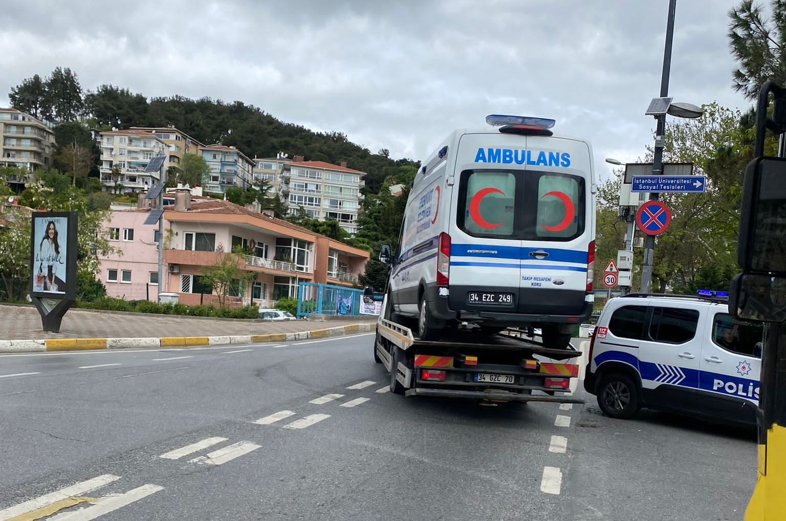 ESENYURT BELEDİYESİ’NİN HASTA NAKİL AMBULANSI YİNE HACZEDİLDİ