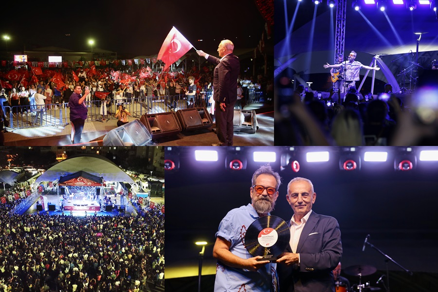 KÜÇÜKÇEKMECE’DE 30 AĞUSTOS ZAFER BAYRAMI FERİDUN DÜZAĞAÇ KONSERİYLE COŞKUYLA KUTLANDI