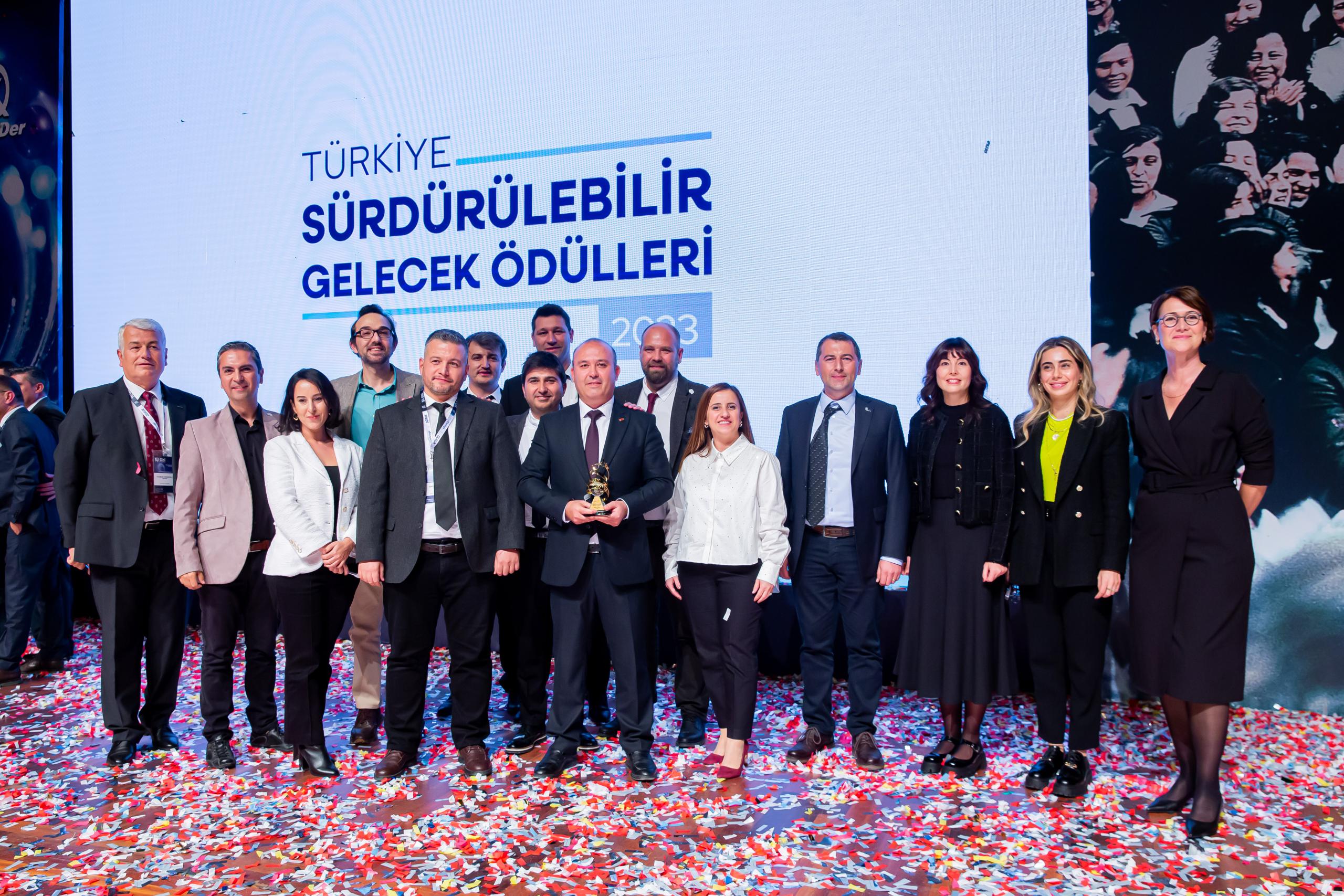 SÜRDÜRÜLEBİLİRLİKTE BÜYÜK ÖDÜL AKÇANSA’NIN
