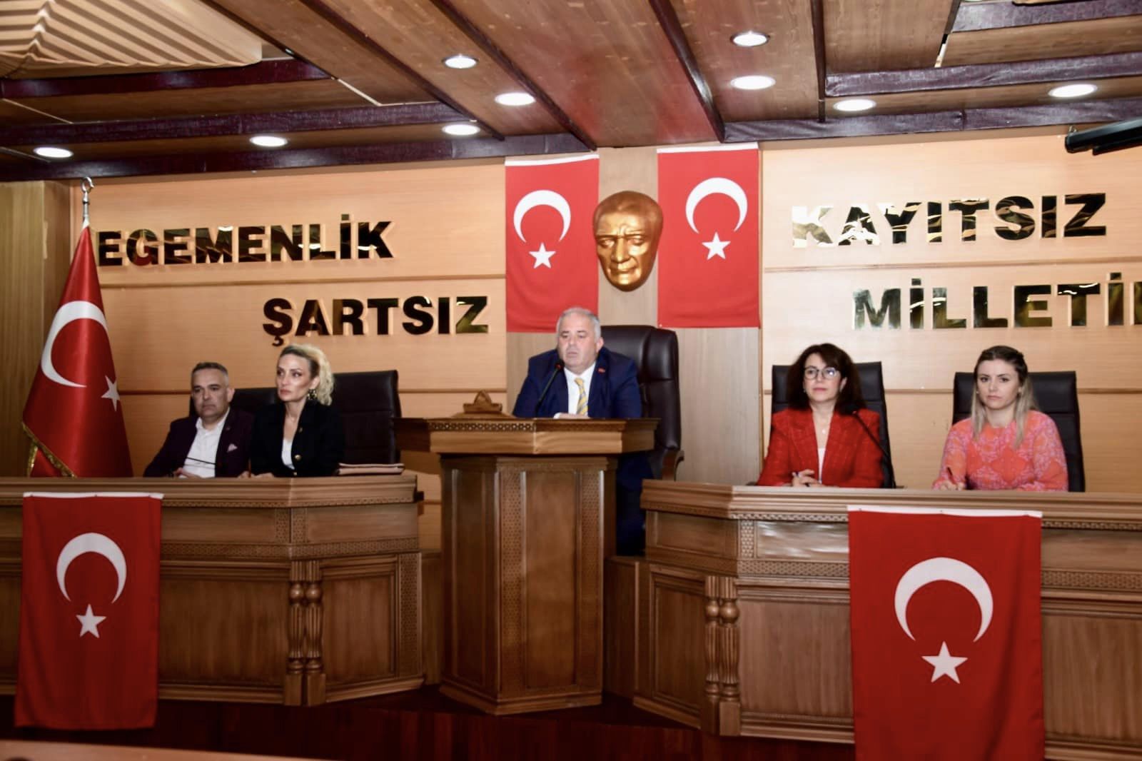 ÇATALCA  BELEDİYESİ KASIM AYI MECLİS TOPLANTISI GERÇEKLEŞTİ