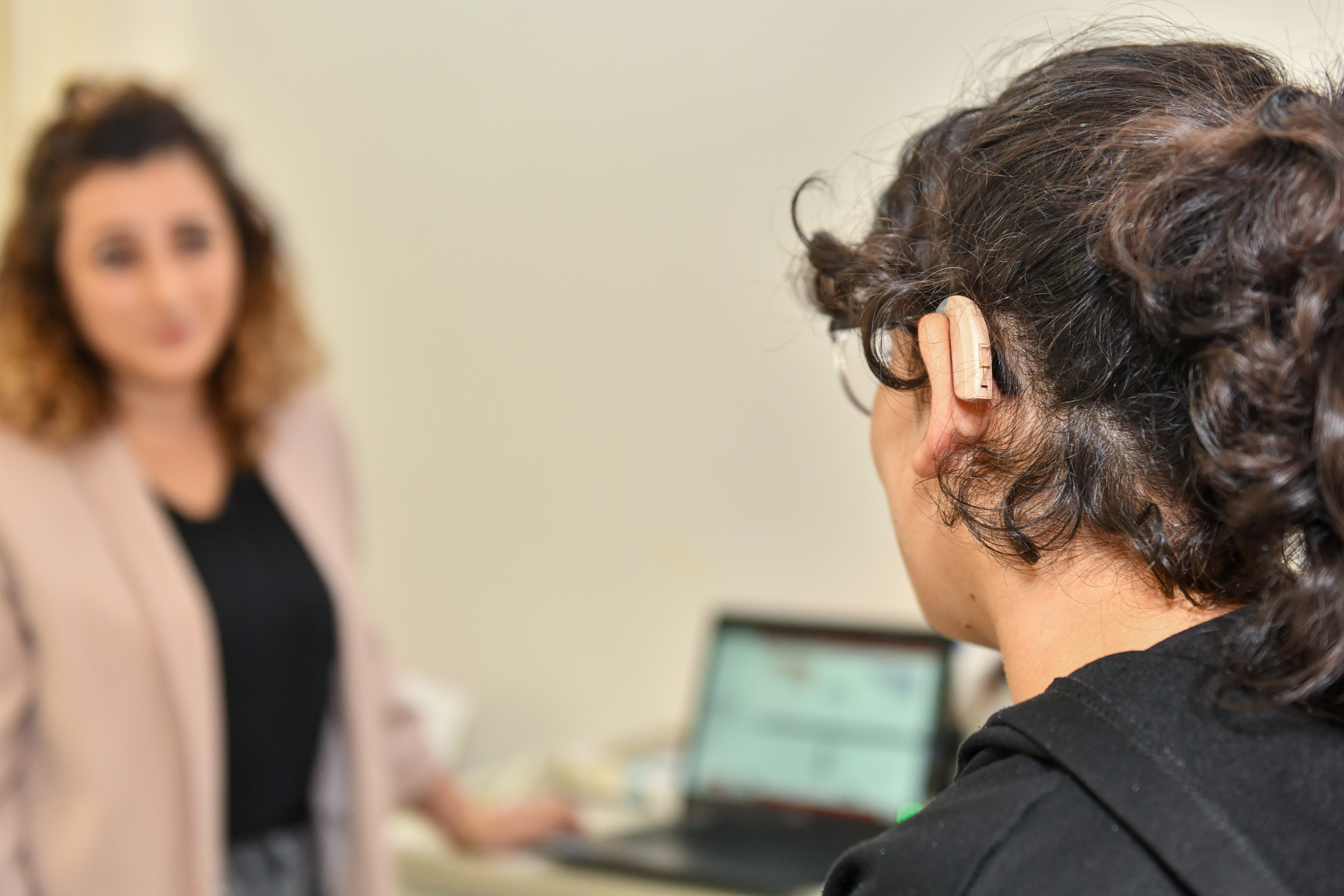 VATANDAŞLARIN İŞİTME CİHAZLARI BELEDİYEDEN