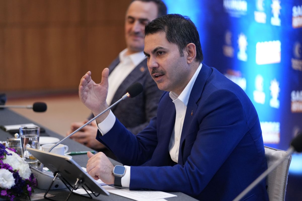 İSTANBUL BÜYÜKŞEHİR BAŞKAN ADAYI MURAT KURUM DÜNYA RADYO GÜNÜ’NDE RADYOCULARLA BULUŞTU.