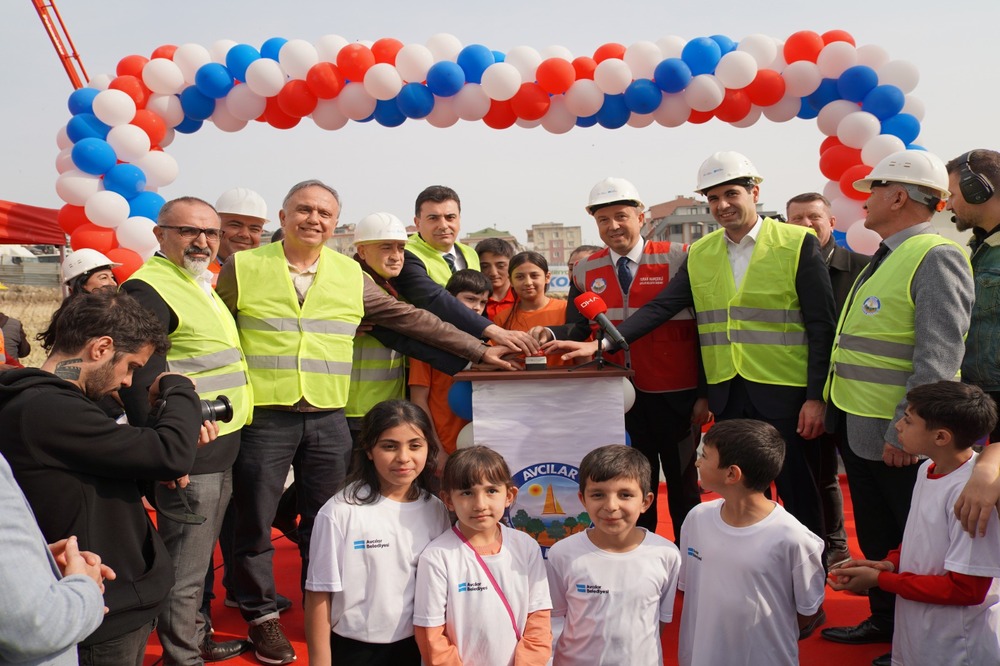 AVCILAR’DA DEV TESİSİN TEMELİ ATILDI