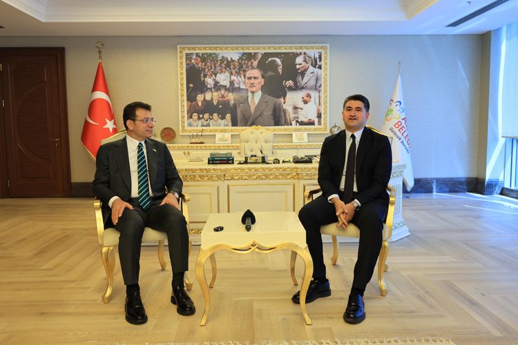 İMAMOĞLU’NDAN ATAŞEHİR BELEDİYE BAŞKANI ADIGÜZEL’E ZİYARET