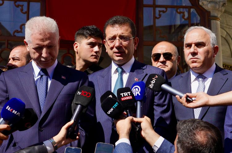 İMAMOĞLU: FATİH’İN EMANETİ BU GÜZEL ŞEHRE LAYIK OLMA ÇABASINDA OLAN YÖNETİCİLERİZ