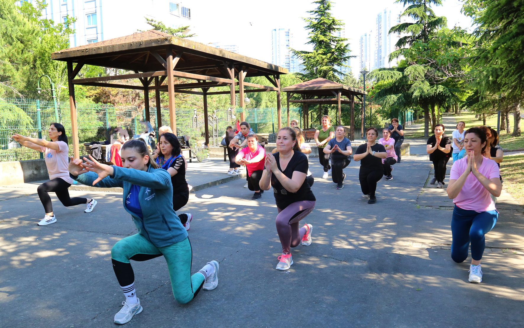 KÜÇÜKÇEKMECE’DE SABAH SPORLARINA BÜYÜK İLGİ