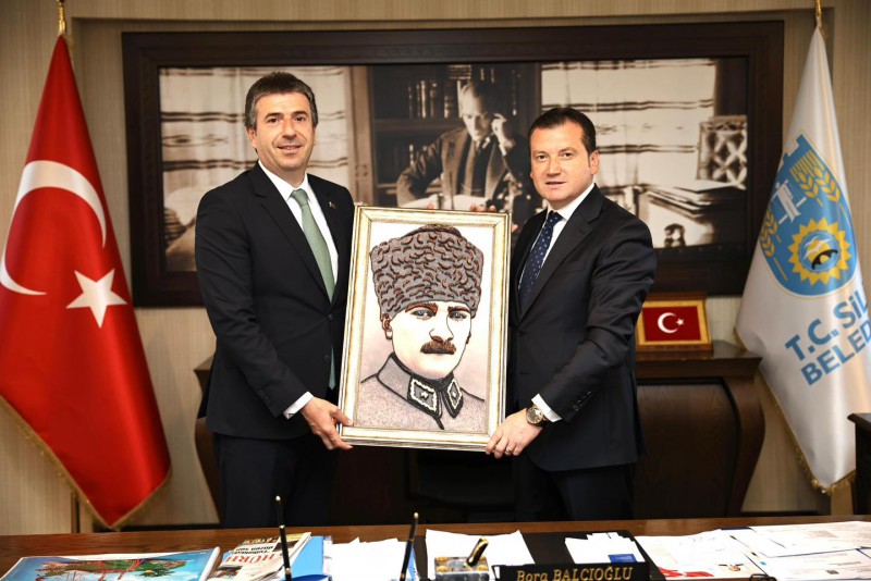 ÇATALCA BELEDİYE BAŞKANI ERHAN GÜZEL’DEN SİLİVRİ BELEDİYESİ’NE ZİYARET
