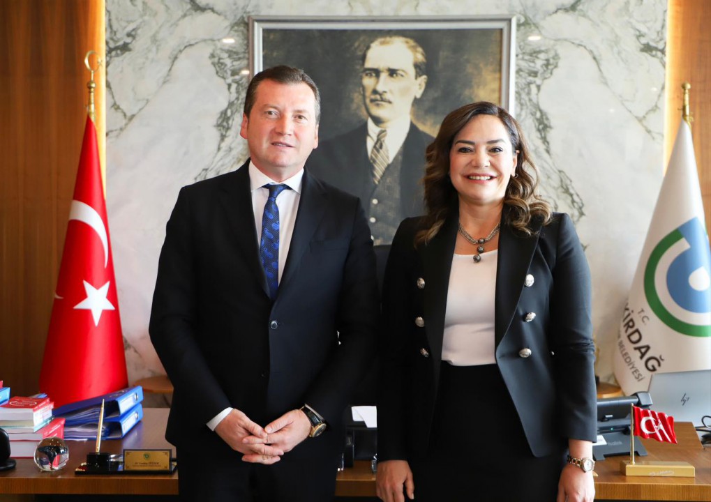 SİLİVRİ BELEDİYE BAŞKANI BORA BALCIOĞLU’NDAN TEKİRDAĞ BÜYÜKŞEHİR BELEDİYE BAŞKANINA ZİYARET