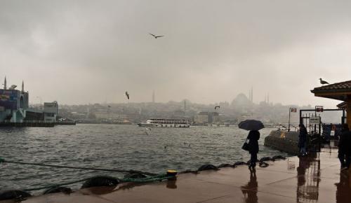 SICAKLARA SAĞANAK MOLASI! SICAKLIK 10 DERECE BİRDEN DÜŞECEK