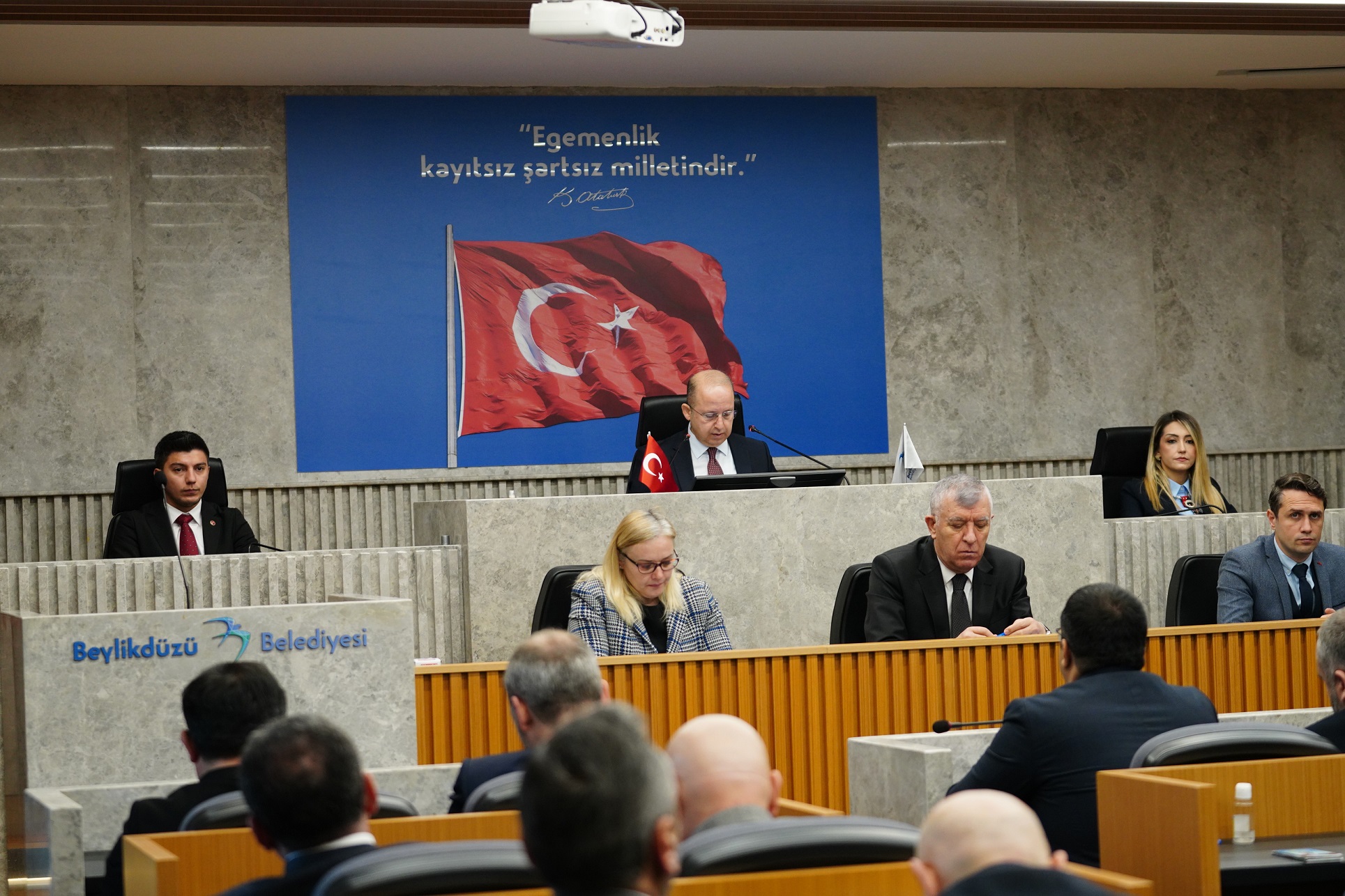BEYLİKDÜZÜ BELEDİYESİ MART AYI MECLİS TOPLANTISI GERÇEKLEŞTİ