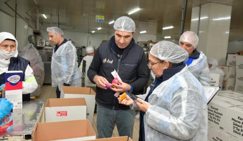 ESENYURT ZABITASINDAN GIDA ÜRETİMİ YAPAN FABRİKALARA DENETİM