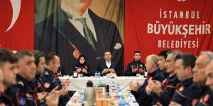 BAŞKAN İMAMOĞLU İTFAİYE ÇALIŞANLARI İLE İFTARDA BULUŞTU