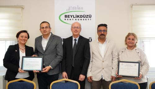 BEYLİKDÜZÜ’NDEKİ ATIKLAR HATAY’A NEFES OLDU