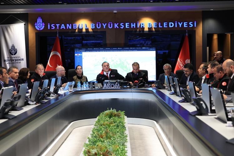 İBB BİLİM KURULU, DEPREMİN ARDINDAN UYARDI: İSTANBUL İÇİN DEPREM RİSKİ ORTADAN KALKMADI
