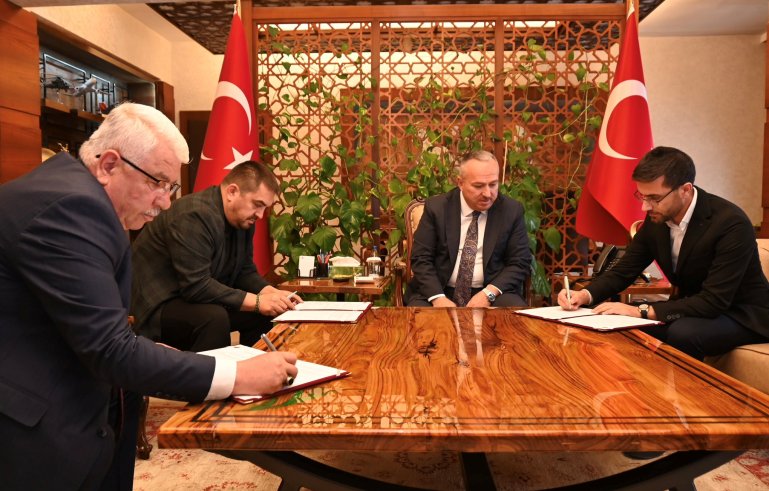 HAYIRSEVER EVLAT…
