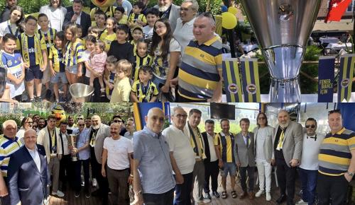 İSTANBUL FENERBAHÇELİLER DERNEĞİ EUROLEAGUE KUPASINI TARAFTARLARLA BULUŞTURDU!