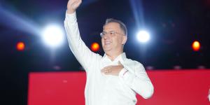 CEZAEVİ KOŞULLARI HAYATİ TEHLİKE YARATIYOR: MEHMET MURAT ÇALIK İÇİN TAHLİYE TALEBİ