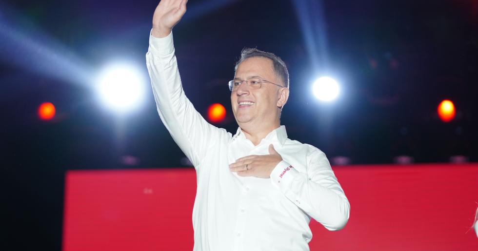 CEZAEVİ KOŞULLARI HAYATİ TEHLİKE YARATIYOR: MEHMET MURAT ÇALIK İÇİN TAHLİYE TALEBİ