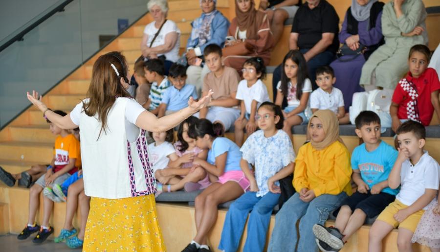 ESENYURT’TA MASALLAR ÇOCUKLARLA BULUŞTU