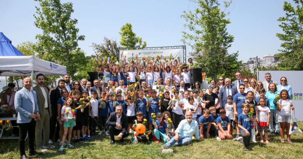 ÇEVRE KORUMA HAFTASI’NDA KÜÇÜKÇEKMECE’DE KİTAP TAKAS ETKİNLİĞİ DÜZENLENDİ