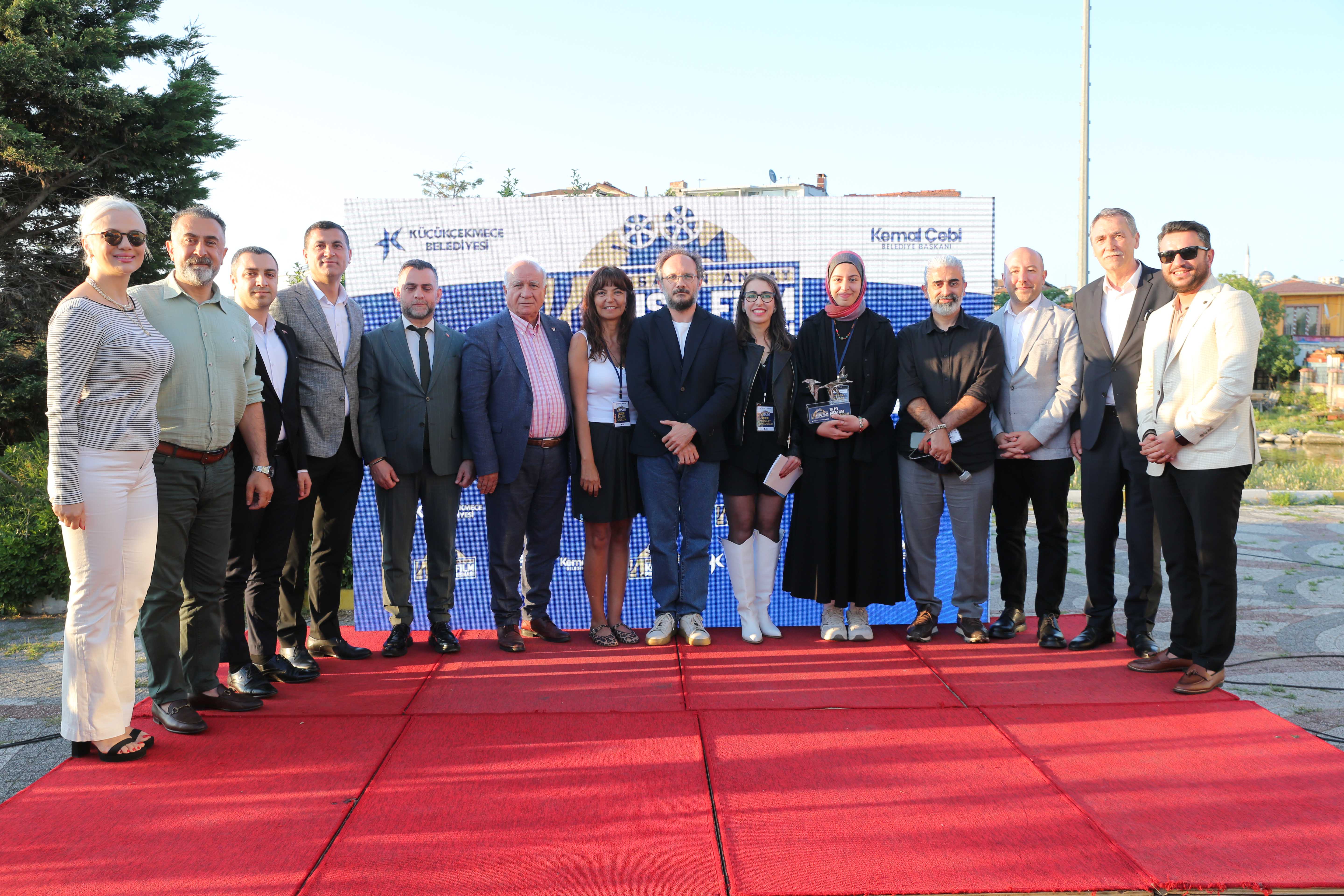 GENÇ SİNEMACILAR KÜÇÜKÇEKMECE’DE ÖDÜLLENDİRİLDİ